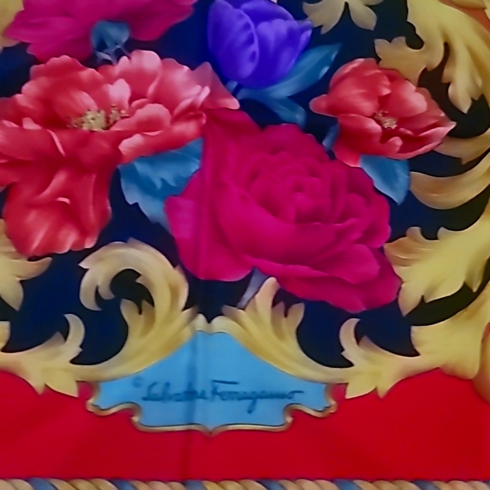 Vintage Salvatore Ferragamo Scarf